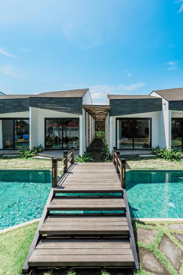 The Wave Apartment Canggu  Luaran gambar