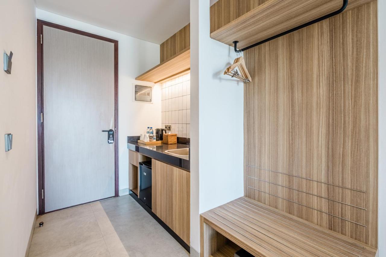The Wave Apartment Canggu  Luaran gambar